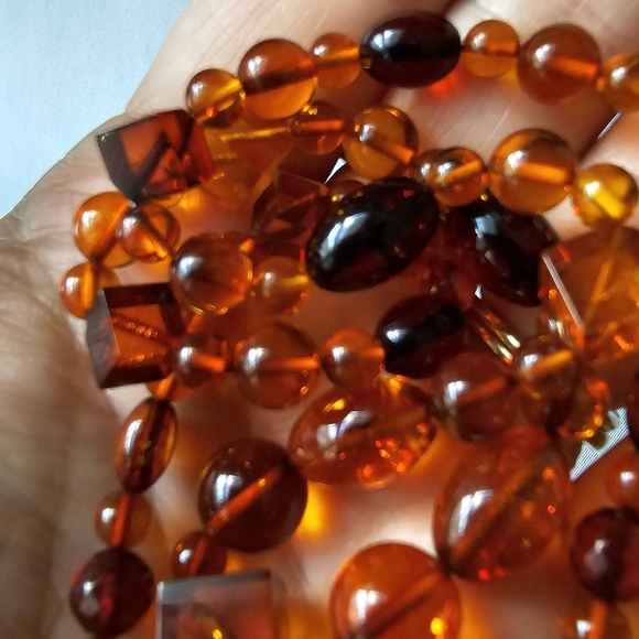 Amber beads necklace orange brown strand - Picture 13 of 15